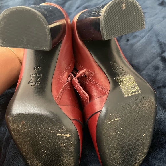 Tory Burch leather ankle boots size 6 - Picture 5 of 8